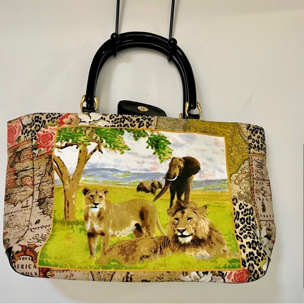 Lion, Elephant Jungle purse - Picture 12 of 15